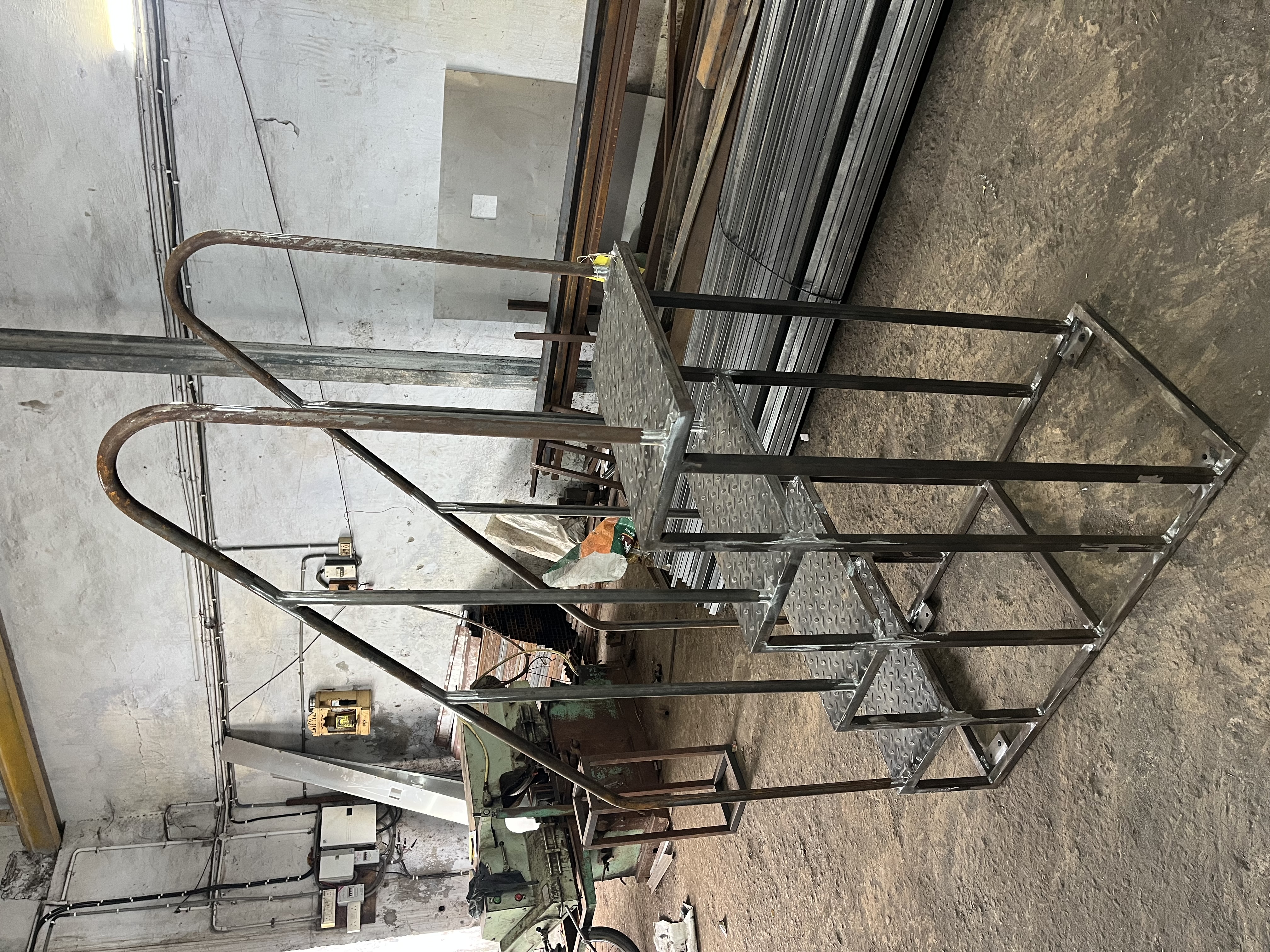 Industrial staircase fabrication variant 3
